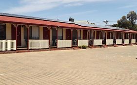 Daydream Motel And Apartments